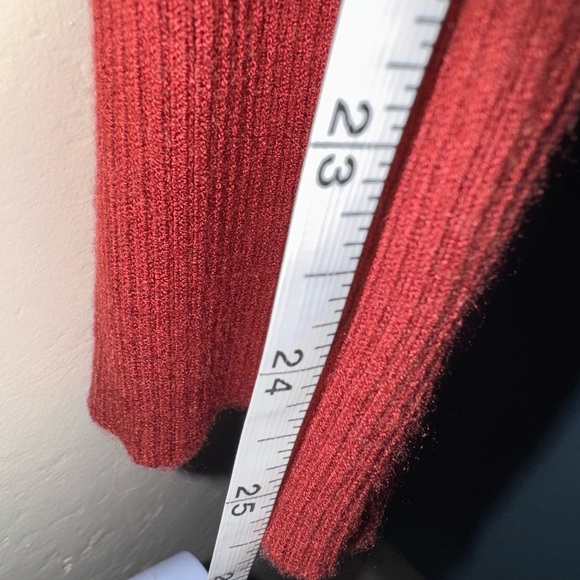 Halogen Sexy V-Neck Sweater NWOT - Picture 6 of 7